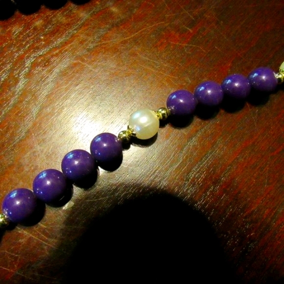 🪻💜🪻 Lovely Vintage Purple & White Faux Pearl Beaded Necklace - Picture 10 of 15
